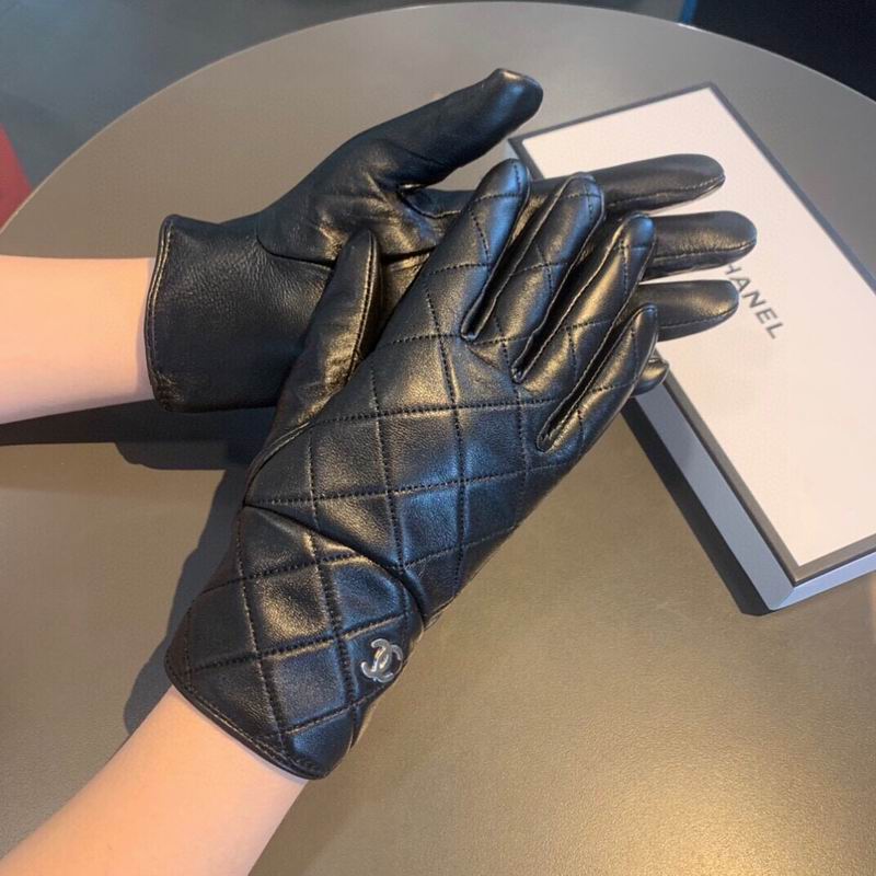Chanel gloves hm216